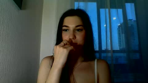 Snapshot of katie_foxi chatting on June 11, 7:12 pm katie_foxi online show from June 11, 7:12 pm