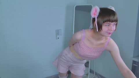 Snapshot of katie_ktk chatting on October 4, 1:53 pm Katie online show from October 4, 1:53 pm