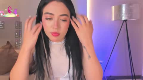 katieangel1 online show from October 5, 11:19 am