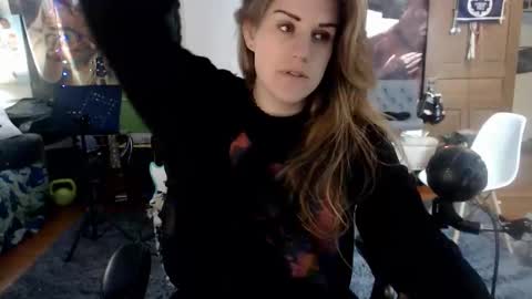 Snapshot of katiecutie_5 chatting on February 28, 9:01 pm Katie online show from February 28, 9:01 pm