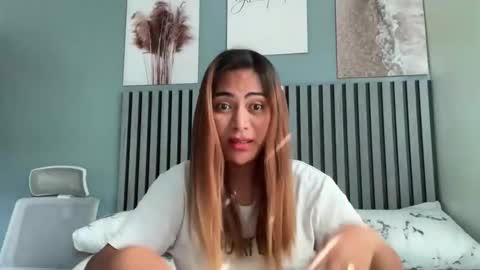 katiefrox  online show from October 31, 12:22 am