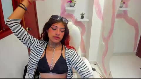 Katie online show from December 6, 6:37 am