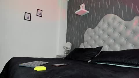 Katie online show from January 11, 11:46 pm