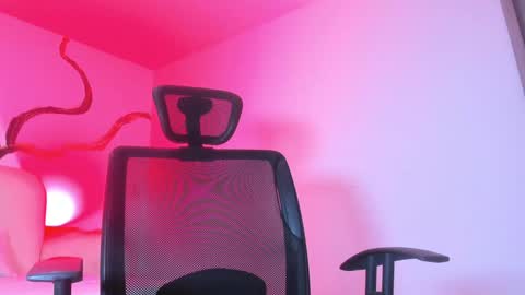 Katie online show from February 2, 5:32 am