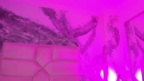 Katie online show from February 20, 4:07 am