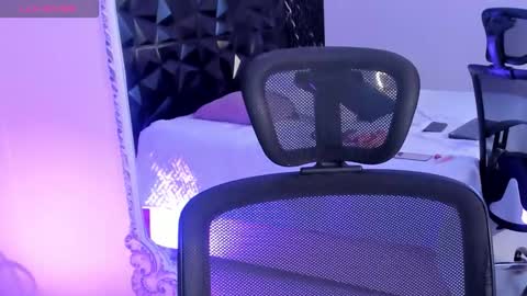 Katie online show from October 17, 7:33 am