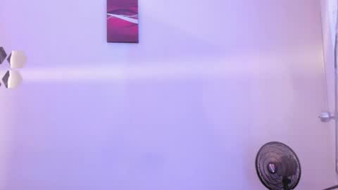 KATE  online show from March 23, 6:45 pm