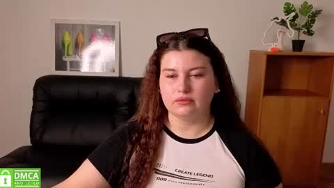 Snapshot of katina_deeplou4 chatting on July 23, 1:58 am Katina online show from July 23, 1:58 am