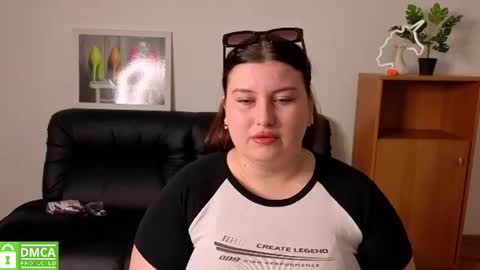 Snapshot of katina_deeplou4 chatting on July 23, 5:33 pm Katina online show from July 23, 5:33 pm