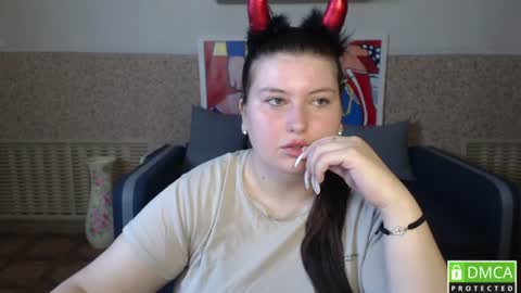 Snapshot of katina_deeplou4 chatting on August 2, 5:28 am Katina online show from August 2, 5:28 am