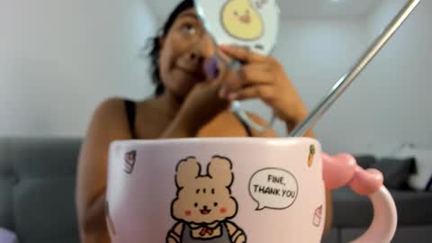 Follow me on instagram and twitter as correaktnees online show from September 13, 8:03 am