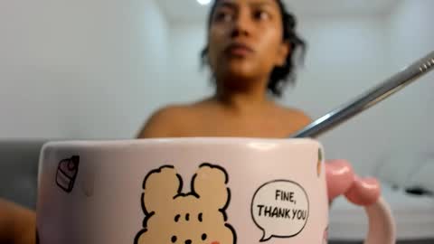 Follow me on instagram and twitter as correaktnees online show from September 16, 6:47 am