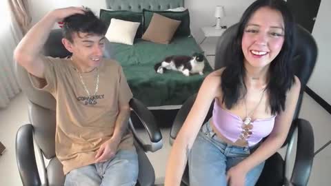 Katnia and Marcuz online show from December 31, 1:19 pm