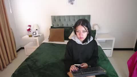 Katnia and Marcuz online show from January 3, 12:41 pm