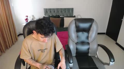 Katnia and Marcuz online show from January 3, 4:48 pm