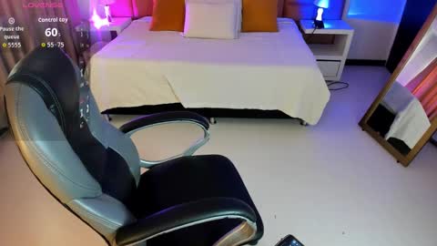 Katnia and Marcuz online show from October 4, 12:03 pm