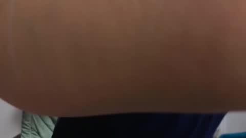 katniss_k online show from April 27, 5:16 am