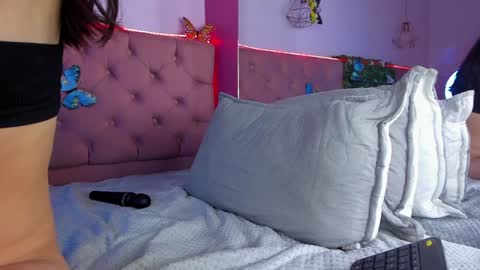 .... Katniss .... online show from December 20, 10:32 pm