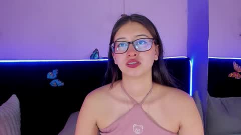 Snapshot of katniss_lovee_ chatting on January 11, 3:33 am .... Katniss .... online show from January 11, 3:33 am