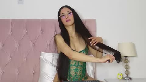 katrina clark online show from April 20, 10:11 pm