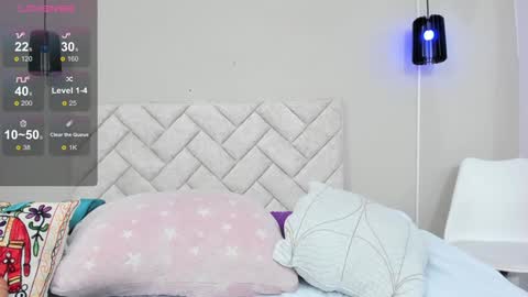 Katrina  online show from January 18, 12:57 pm