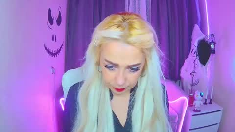 katrinacharm online show from November 2, 7:11 am