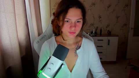 Snapshot of katrinasoul chatting on October 9, 8:23 am Katty online show from October 9, 8:23 am