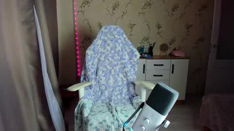 Snapshot of katrinasoul chatting on October 27, 9:57 am Katty online show from October 27, 9:57 am