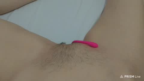 Snapshot of katrinna_arinna chatting on January 13, 3:12 am katrina dont forget to give me thumbs up online show from January 13, 3:12 am