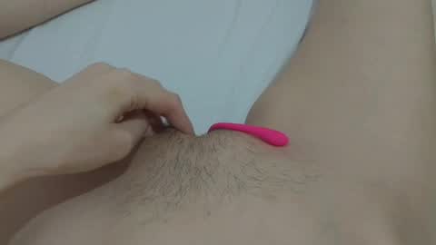 Snapshot of katrinna_arinna chatting on January 16, 8:36 pm katrina dont forget to give me thumbs up online show from January 16, 8:36 pm