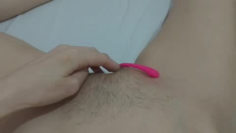 Snapshot of katrinna_arinna chatting on January 17, 12:20 am katrina dont forget to give me thumbs up online show from January 17, 12:20 am