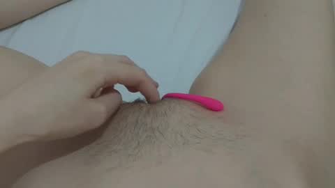 Snapshot of katrinna_arinna chatting on January 20, 9:24 am katrina dont forget to give me thumbs up online show from January 20, 9:24 am