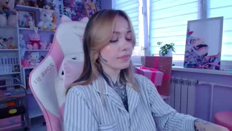 Katrin online show from October 13, 1:33 pm