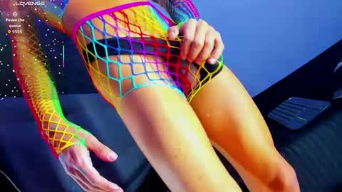 Snapshot of katsumiss_lee chatting on June 27, 8:30 am K A T S U M I online show from June 27, 8:30 am
