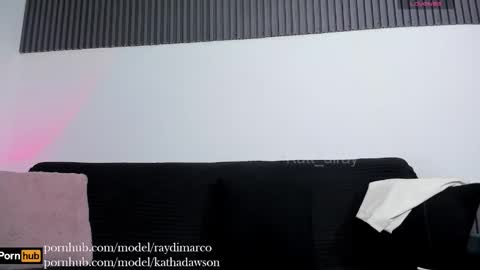 katha  Ray  Independient Model online show from April 16, 1:45 pm