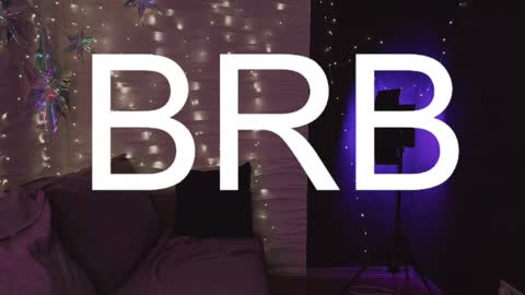 katt_yy online show from December 3, 5:33 pm