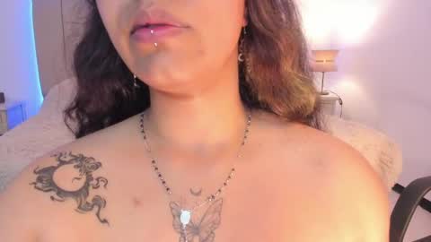 Snapshot of katta_ossa chatting on February 21, 1:11 am katta_ossa online show from February 21, 1:11 am