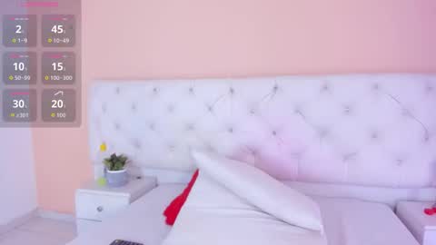 Snapshot of katte_landerr chatting on October 25, 1:07 pm Katte online show from October 25, 1:07 pm