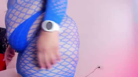 Katte online show from April 22, 1:23 pm