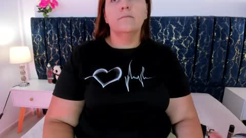 Snapshot of katte_landerr chatting on May 16, 12:48 pm Katte online show from May 16, 12:48 pm