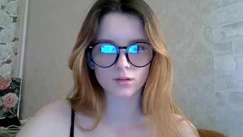Snapshot of katte_light chatting on April 9, 4:12 pm katte light online show from April 9, 4:12 pm