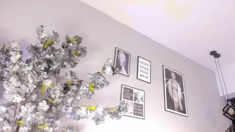 Snapshot of kattejordan chatting on March 3, 6:59 am Katerine online show from March 3, 6:59 am