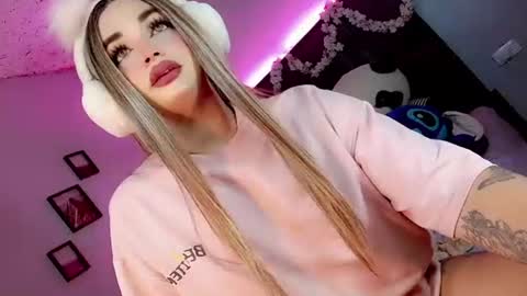 kattie_sweet_ online show from October 24, 10:50 pm