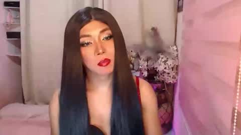 Snapshot of kattiecurrent chatting on February 3, 12:09 am Saisy online show from February 3, 12:09 am