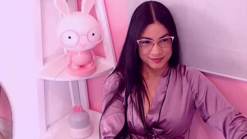 katty_kim_ online show from January 18, 3:43 am