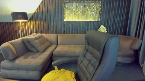 Katty online show from April 8, 7:19 am