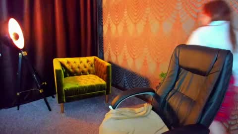 Katty online show from April 22, 6:09 pm