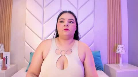 Snapshot of kattyarogers chatting on June 15, 8:55 pm KattyaRogers online show from June 15, 8:55 pm