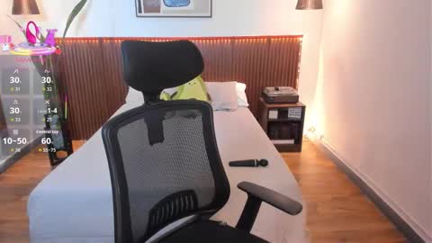 kattypaezz online show from September 30, 1:27 pm