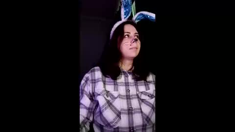 Snapshot of kattyy_summer chatting on April 17, 1:25 pm Kattyy Summer online show from April 17, 1:25 pm